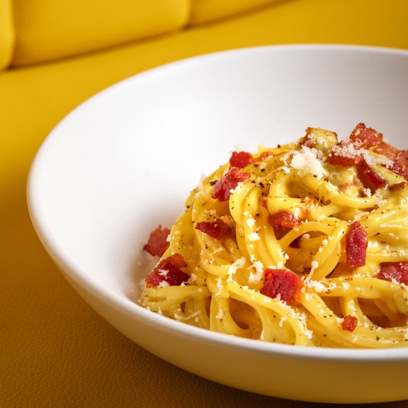 900621d9f5e54011542a7e2baa7e38abb6ff5e4f_name=Z352_spaghettiallacarbonara_5_digital2024